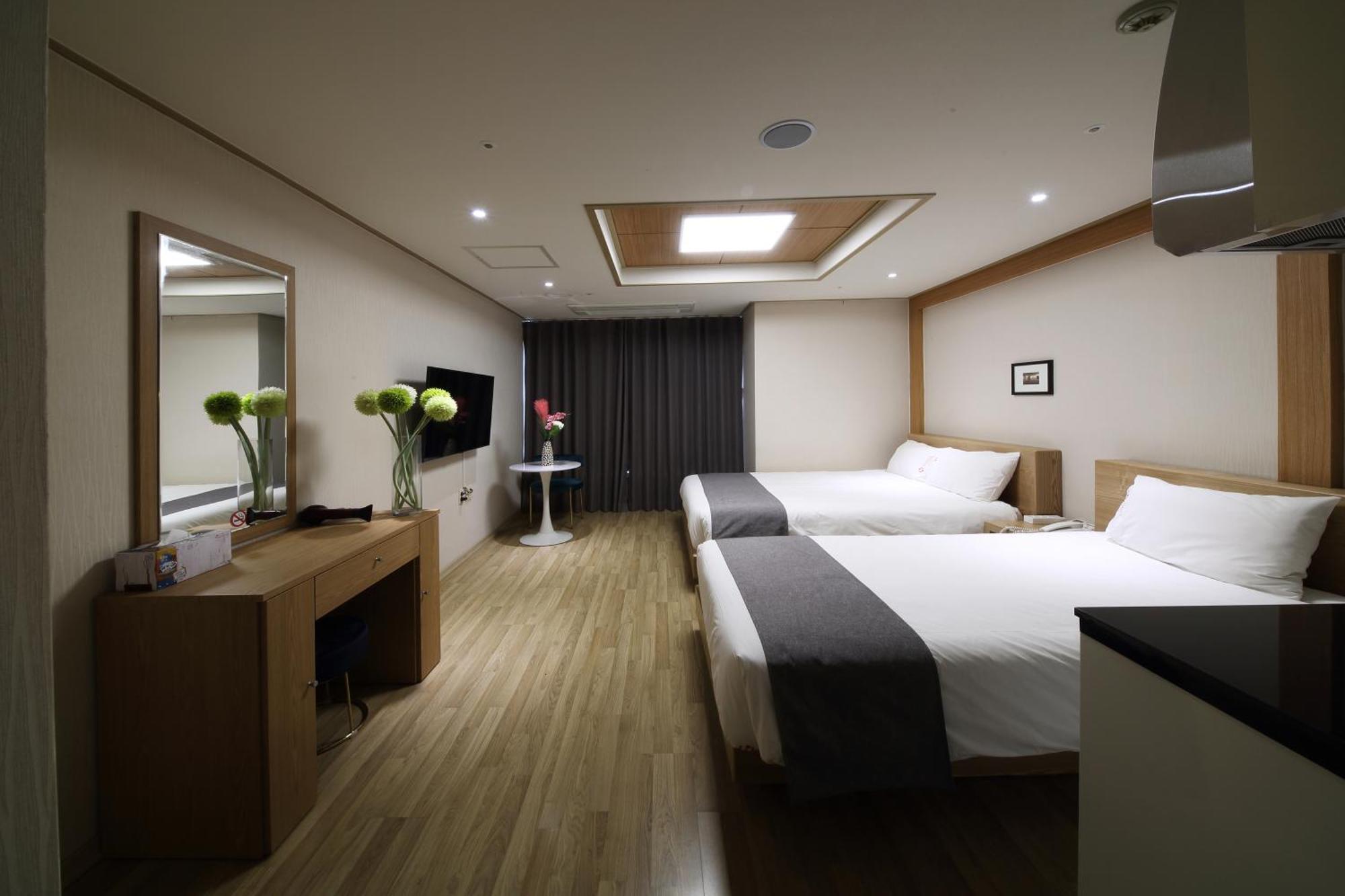 Incheon The Hotel Yeongjong Eksteriør billede